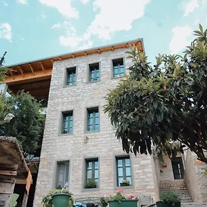 Bujtina Maria Gjirokastër